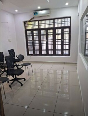  Office Space For Rent in Gomti Nagar