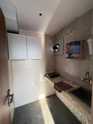 Bathroom in 3 BHK Builder Floor at BPTP Amstoria, Sector 102 – for Rent