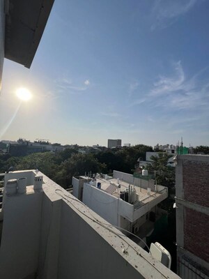 3 BHK Builder Floor – Exterior View View at BPTP Amstoria, Sector 102 - for Rent