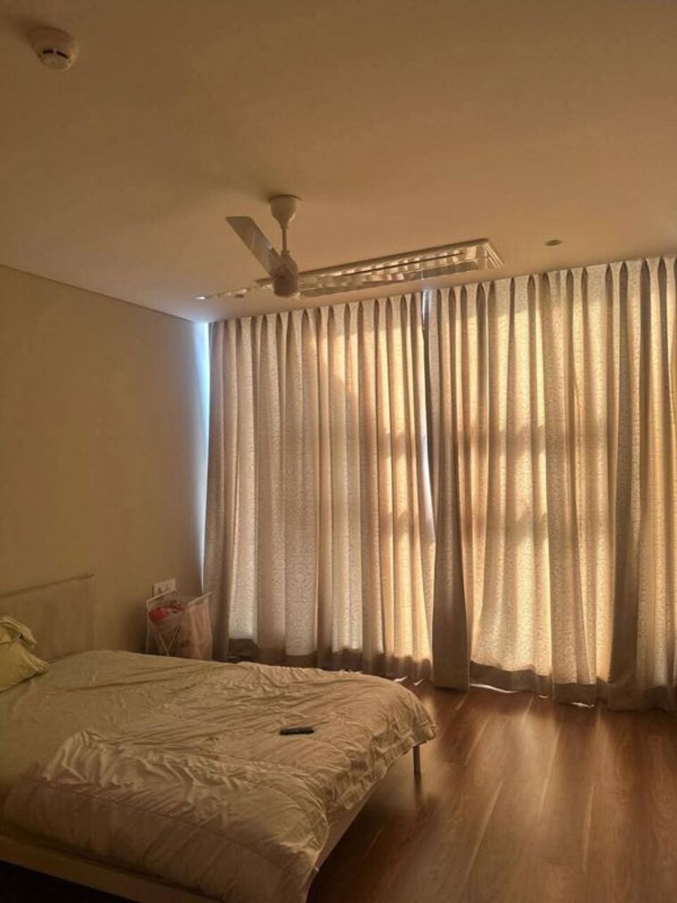 Bedroom, shapoorji-pallonji-joyville-tower-crown 3.5 Bedroom 2149 Sq.Ft. Apartment In Sector 102 Gurgaon 10588661