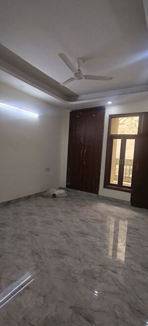 Room in 3 BHK Builder Floor at Chattarpur – for Sale