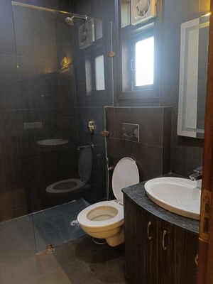 Bathroom in 3.5 BHK Apartment at Adani Oyster Platinum Tower, Sector 102 – for Rent