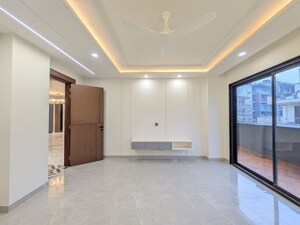 Room in 3 BHK Builder Floor at Adani M2K Oyster Grande, Sector 102 – for Sale