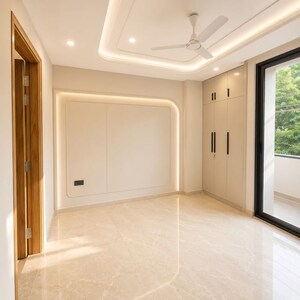 Room in 3 BHK Builder Floor at Skywhales Vienna Greens, Sector 99a – for Sale
