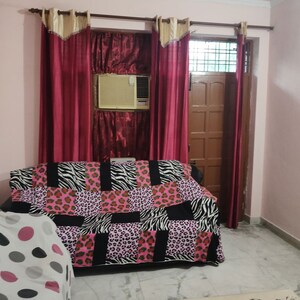 Bedroom in 3 BHK Builder Floor at Sector 9 – for Rent