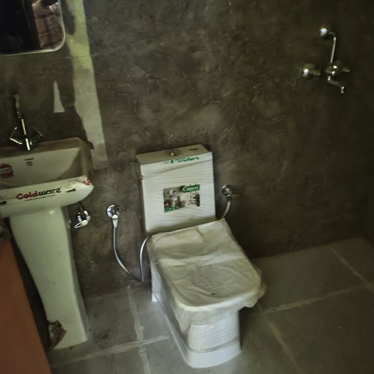 Team Area, sector 9a 2 Bedroom 1650 Sq.Ft. Builder Floor In Sector 9a Gurgaon 10555312