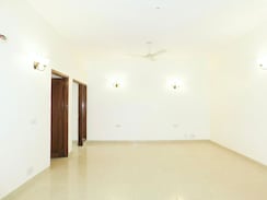 4 BHK + Servant Room Builder Floor For Sale in Soami Nagar