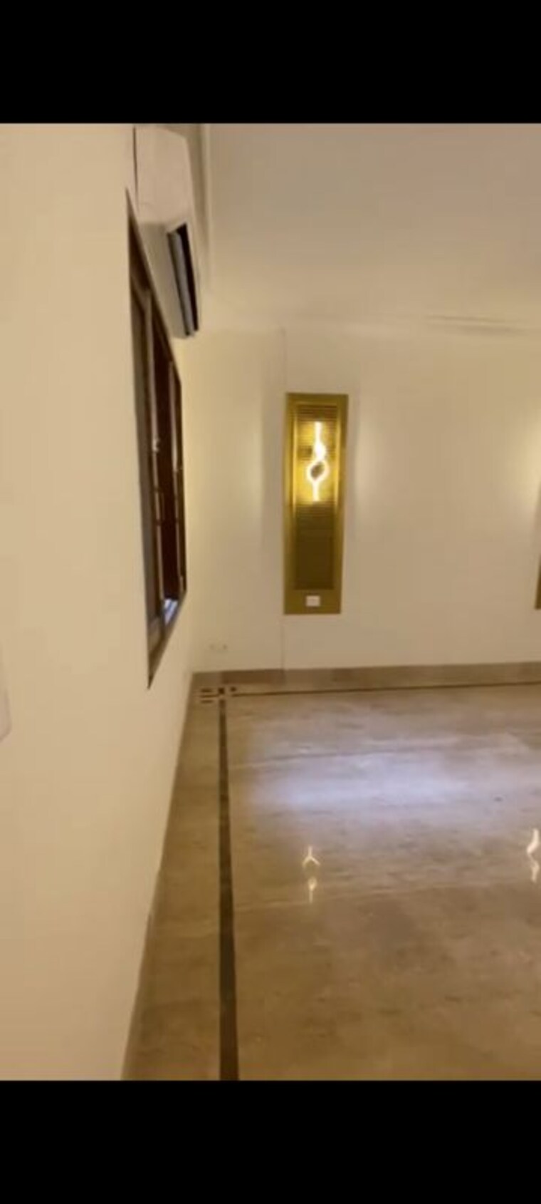 Room, greater kailash ii 4 Bedroom 500 Sq.Yd. Builder Floor In Greater Kailash ii Delhi 9445637