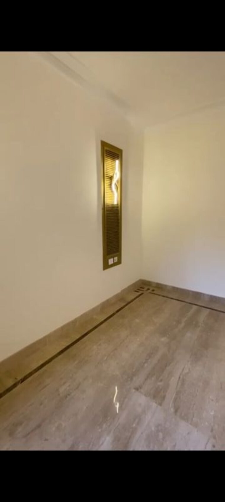 Room, greater kailash ii 4 Bedroom 500 Sq.Yd. Builder Floor In Greater Kailash ii Delhi 9445637