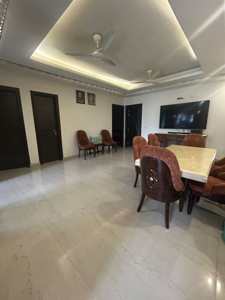  Parking, central-park-flower-valley 2 Bedroom 1093 Sq.Ft. Builder Floor In Sohna Sector 33 Gurgaon 10588687