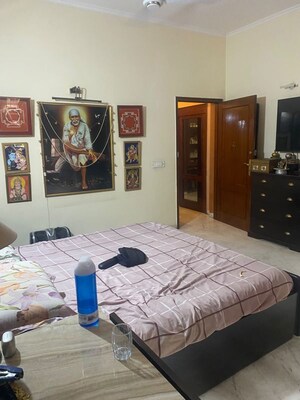 Bedroom in 6+ BHK Independent House at Sushant Lok I – for Sale
