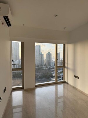 Room in 2 BHK Apartment at Vivaana Heights, Prabhadevi – for Rent