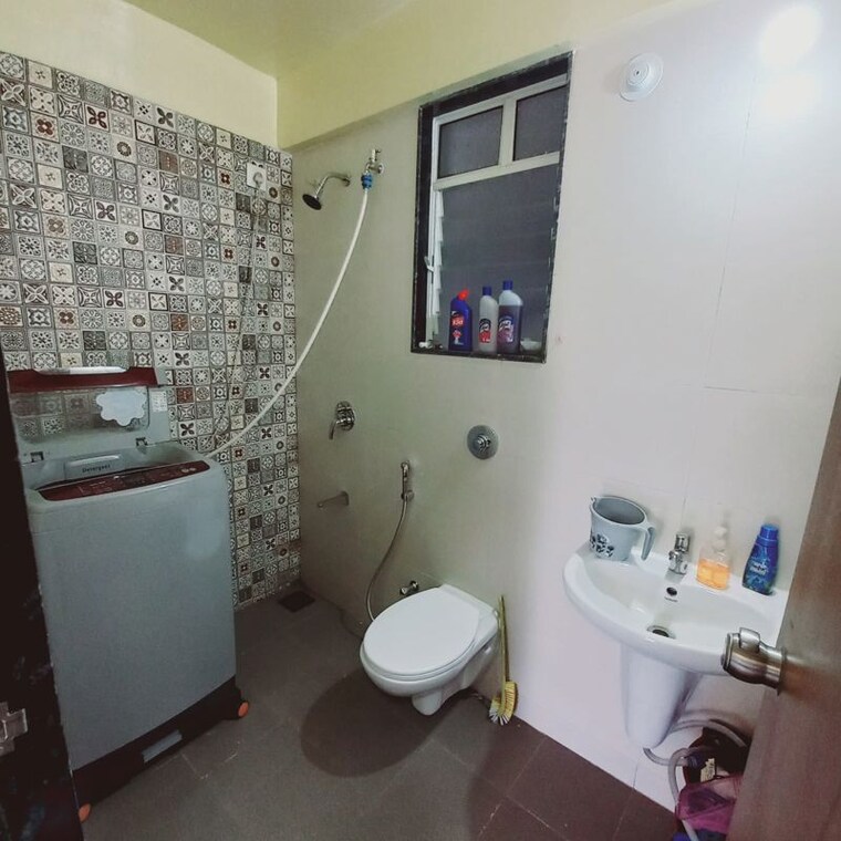 Bathroom, ravima-newton-homes 2 Bedroom 695 Sq.Ft. Apartment In Hadapsar Pune 10588698