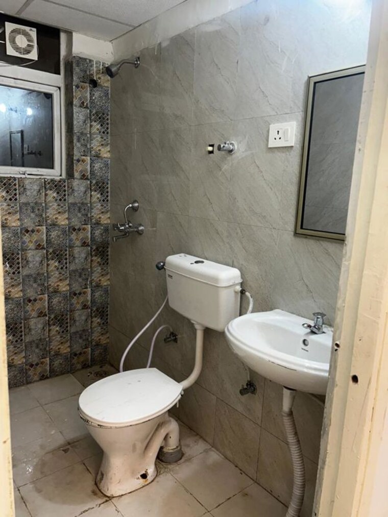 Bathroom, signature-the-millennia-2 2 Bedroom 703 Sq.Ft. Apartment In Sector 37d Gurgaon 10588705