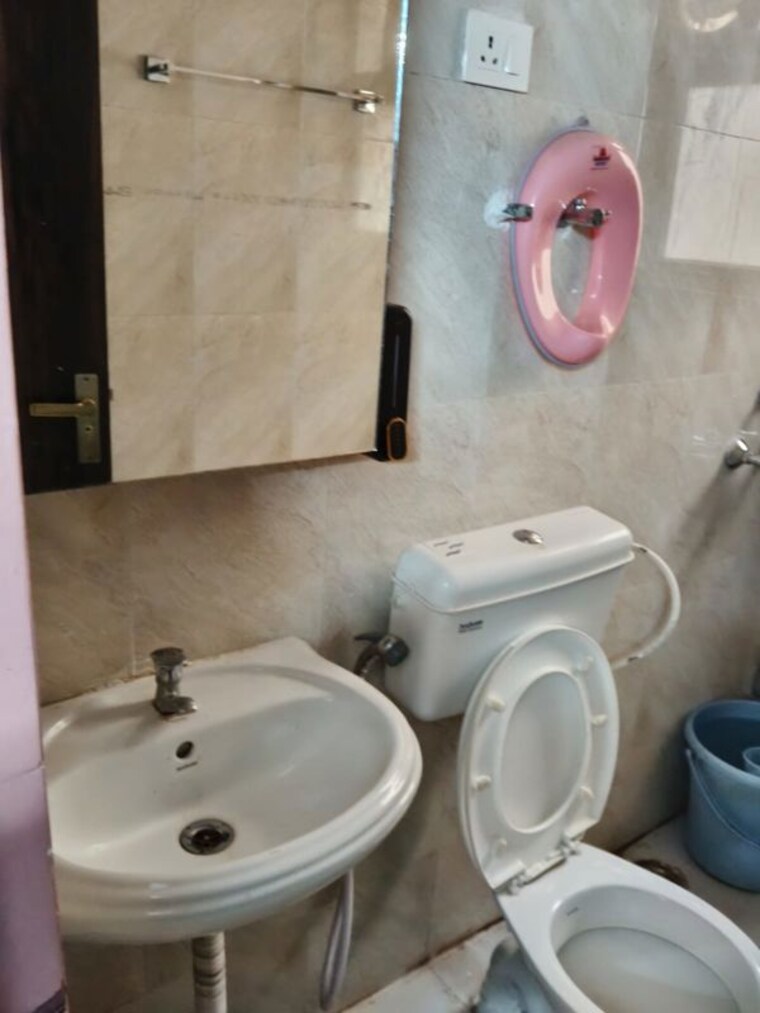 Bathroom, signature-the-millennia-2 2 Bedroom 703 Sq.Ft. Apartment In Sector 37d Gurgaon 10588705