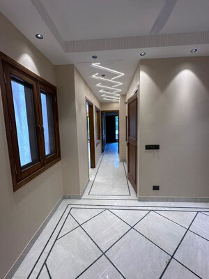 Building Lobby in 3 BHK Builder Floor at Sarvodaya Enclave – for Rent