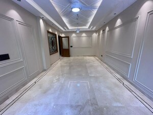 Building Lobby in 3 BHK Builder Floor at Sarvodaya Enclave – for Rent