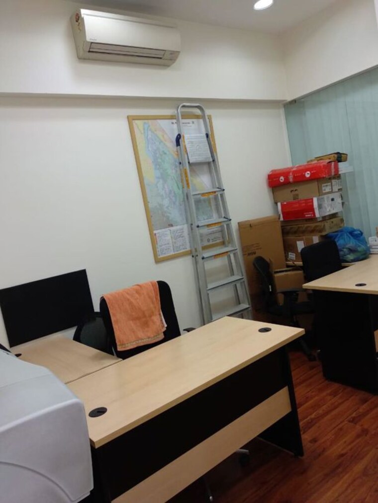 Team Area, orbit-plaza Commercial Office Space 2500 Sq.Ft. In Prabhadevi Mumbai 10588726