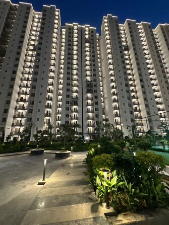3 BHK Apartment For Rent in Shri Radha Aqua Garden in Sector 16b Greater Noida, Greater Noida