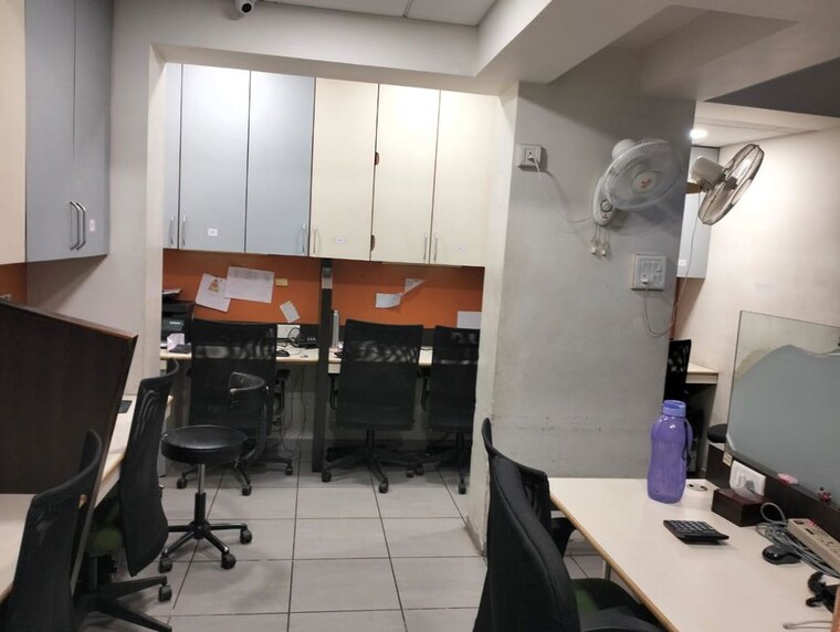 Team Area, mahalaxmi-industrial-estate Commercial Office Space 600 Sq.Ft. In Lower Parel Mumbai 10588732