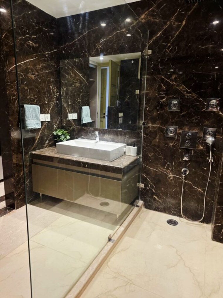 Balcony, greater kailash 4 Bedroom 4500 Sq.Ft. Builder Floor In Greater Kailash Delhi 10588739