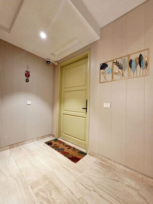 Room in 4 BHK Builder Floor at Greater Kailash – for Rent