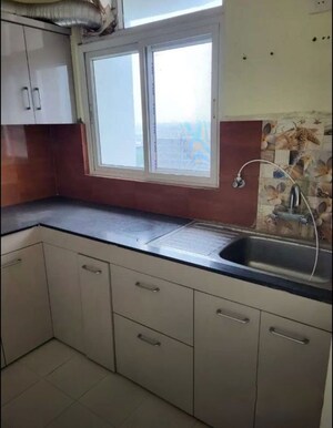 Kitchen in 3 BHK Apartment at Gomti Nagar – for Rent