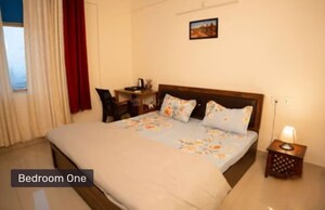 Bedroom in 3 BHK Apartment at Gomti Nagar – for Rent