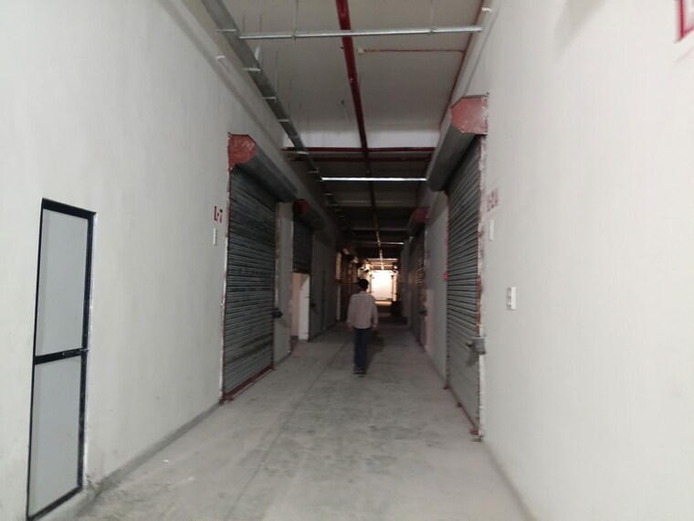  Parking, babosa-industrial-park Commercial Warehouse 11000 Sq.Ft. In Saravali Thane 10588760
