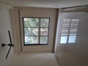 Room in 2 BHK Apartment at Godrej Prime, Chembur – for Rent