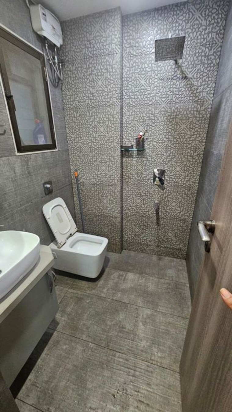 Bathroom, andheri west 3 Bedroom 1300 Sq.Ft. Apartment In Andheri West Mumbai 10588813