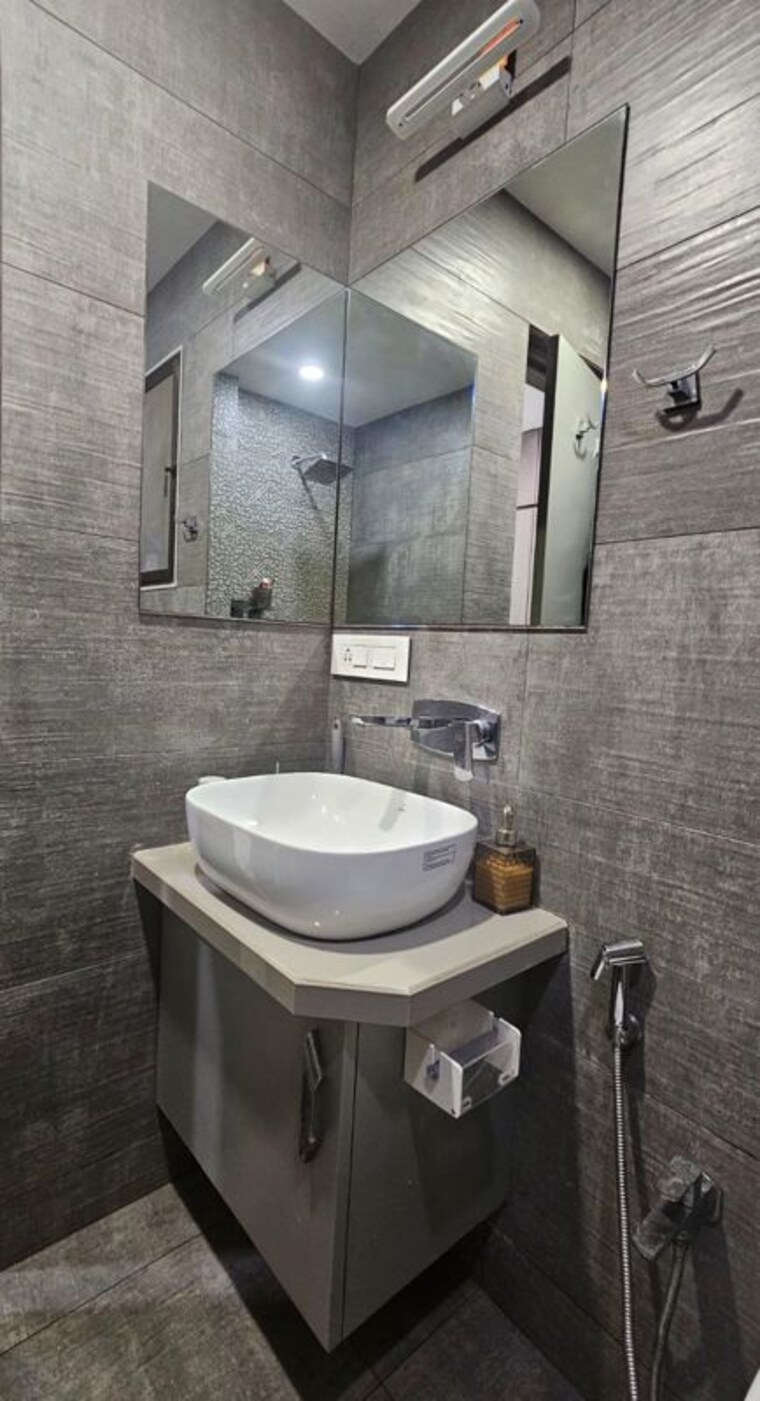 Bathroom, andheri west 3 Bedroom 1300 Sq.Ft. Apartment In Andheri West Mumbai 10588813