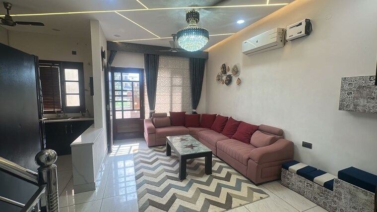 Living Room, sector 32 4 Bedroom 180 Sq.Yd. Villa In Sector 32 Karnal 10588819
