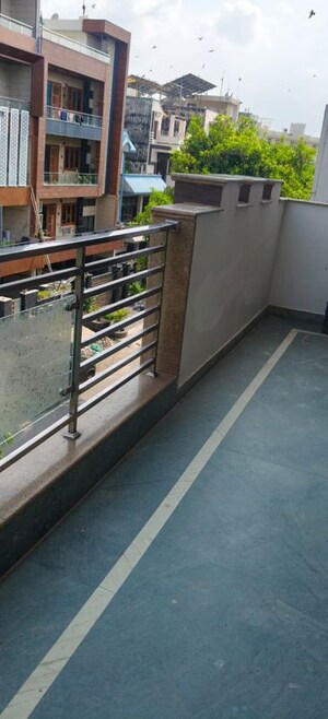 Balcony in 3 BHK Independent House at Eldeco Ananda, Sector 48 – for Rent
