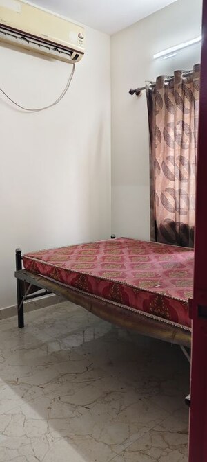 1 BHK Builder Floor For Rent in Halasuru