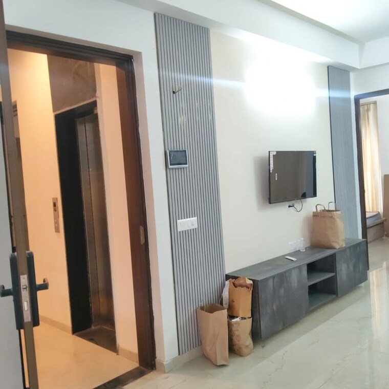 Living Room, smart-world-orchard 3 Bedroom 1482 Sq.Ft. Apartment In Sector 61 Gurgaon 10588831