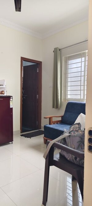 Living Room in 1 BHK Apartment at Halasuru – for Rent