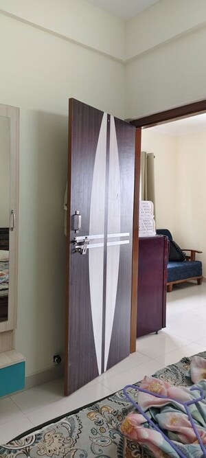 Room in 1 BHK Apartment at Halasuru – for Rent