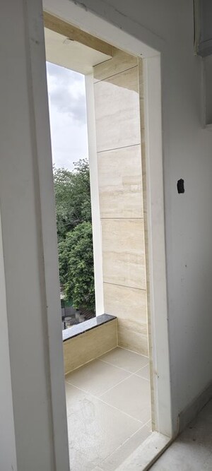 Balcony in 1 BHK Apartment at Indiranagar – for Rent