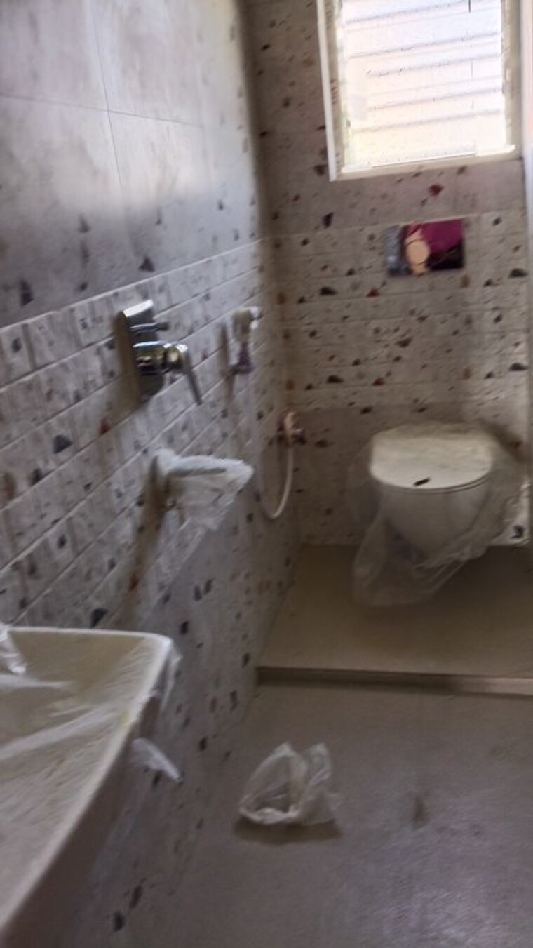 Bathroom, new town action area 1 3 Bedroom 1250 Sq.Ft. Apartment In New Town Action Area 1 Kolkata 10588876