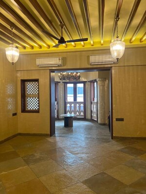3 BHK Apartment For Rent in Connaught Mansion, Colaba