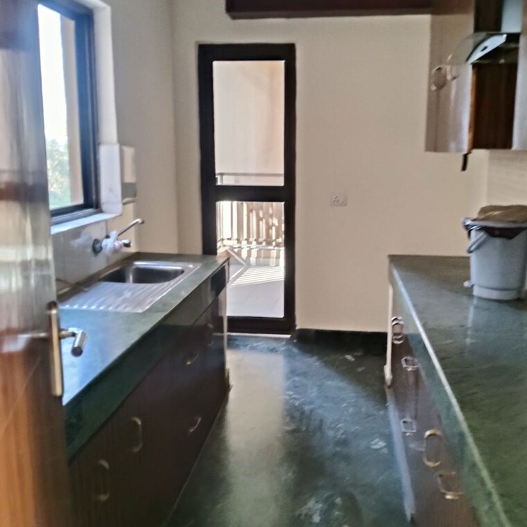 Kitchen, ardee-city-palm-grove-heights 3 Bedroom 9132 Sq.Ft. Apartment In Sector 52 Gurgaon 10588885