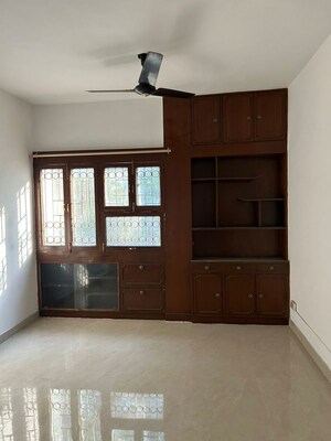 2 BHK Apartment For Rent in Vasant Kunj