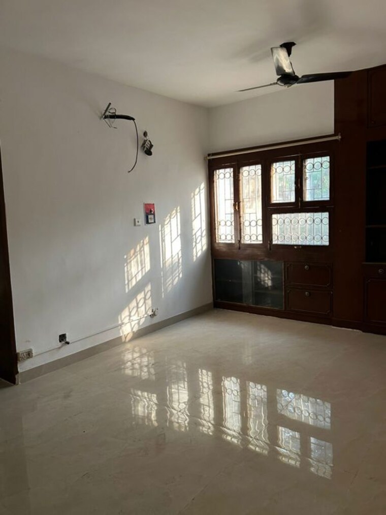 Room, vasant kunj 2 Bedroom 1100 Sq.Ft. Apartment In Vasant Kunj Delhi 10588893