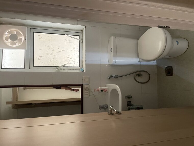 Bathroom, dlf-new-town-heights-town-houses 3.5 Bedroom 1935 Sq.Ft. Apartment In Sector 86 Gurgaon 10588912