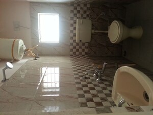 Bathroom in 1 RK Independent House at Rt Nagar – for Rent