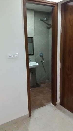 Bathroom in 2 BHK Builder Floor at Sector 23 Dwarka – for Rent