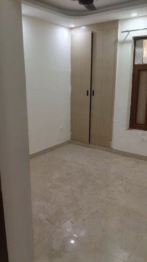 Room in 2 BHK Builder Floor at Sector 23 Dwarka – for Rent