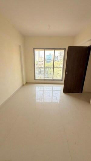 Room in 1 BHK Apartment at Shreeya Crossvilla, Naupada – for Sale