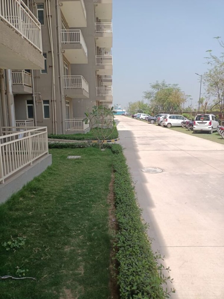 Balcony, conscient-habitat-78 2 Bedroom 800 Sq.Ft. Apartment In Sector 78 Faridabad 10588926